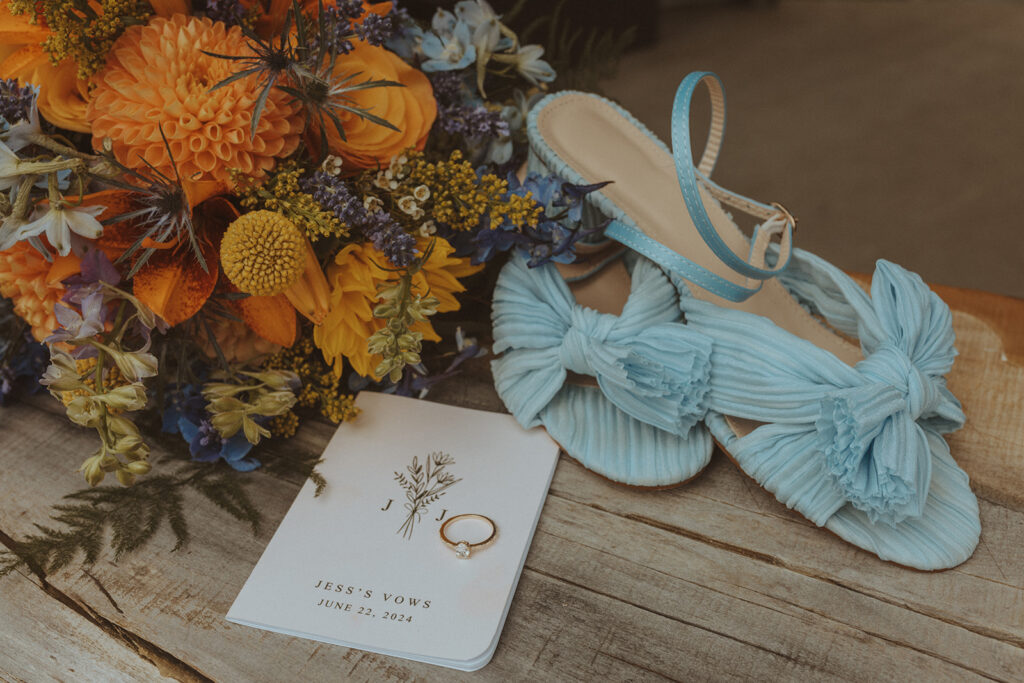 stunning colorful spring wedding details 