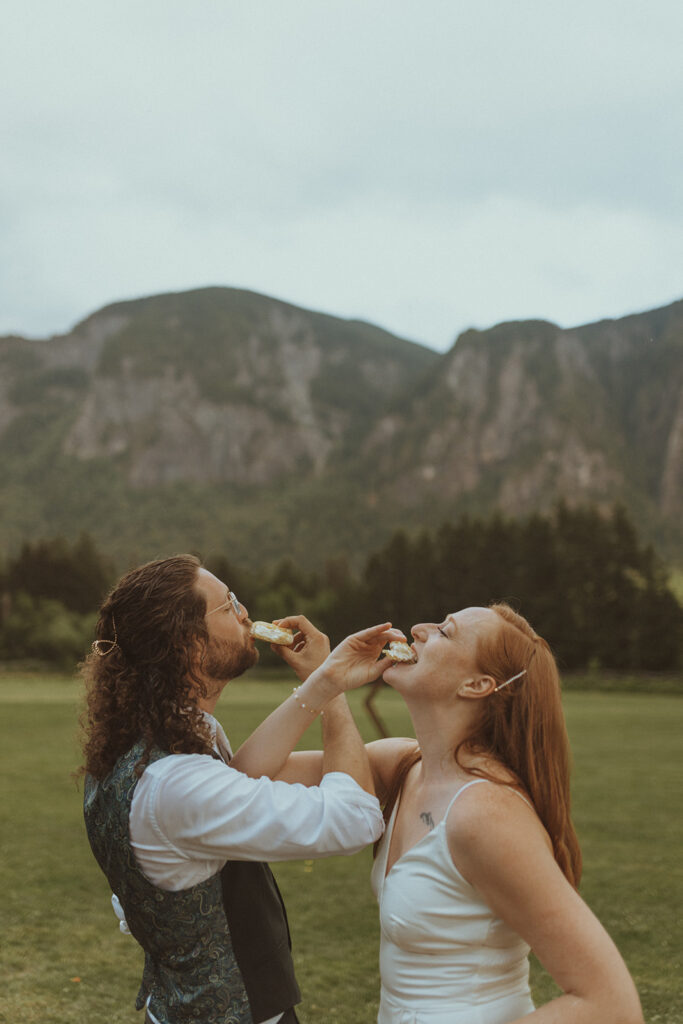 bride and groom trying their ice cream cake