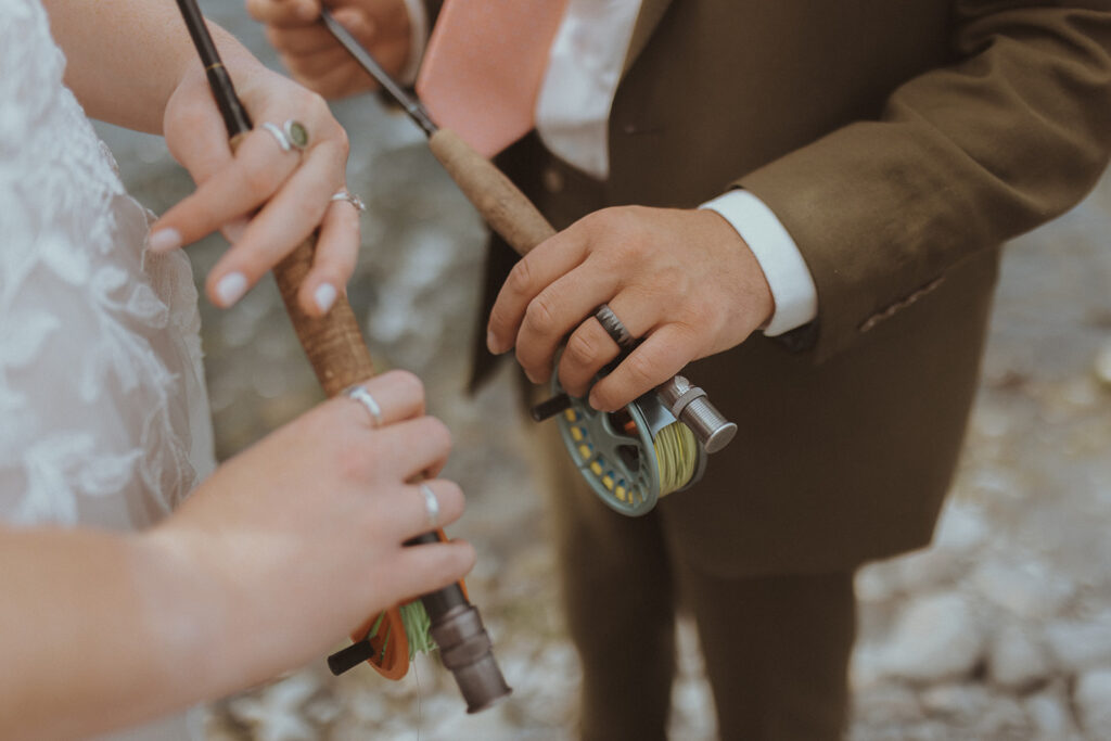 closeup of the bride and groom wedding rings 