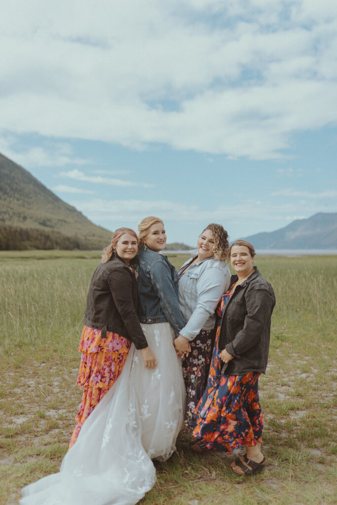 cute picture of the bride and her bridesmaids 