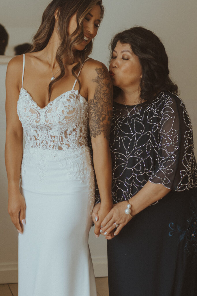 cute picture of the bride and her mom