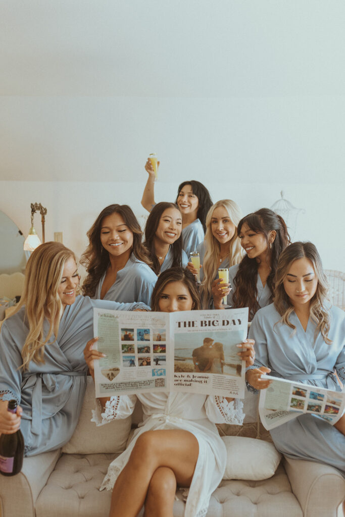 funny picture of the bride and her friends before the ceremony